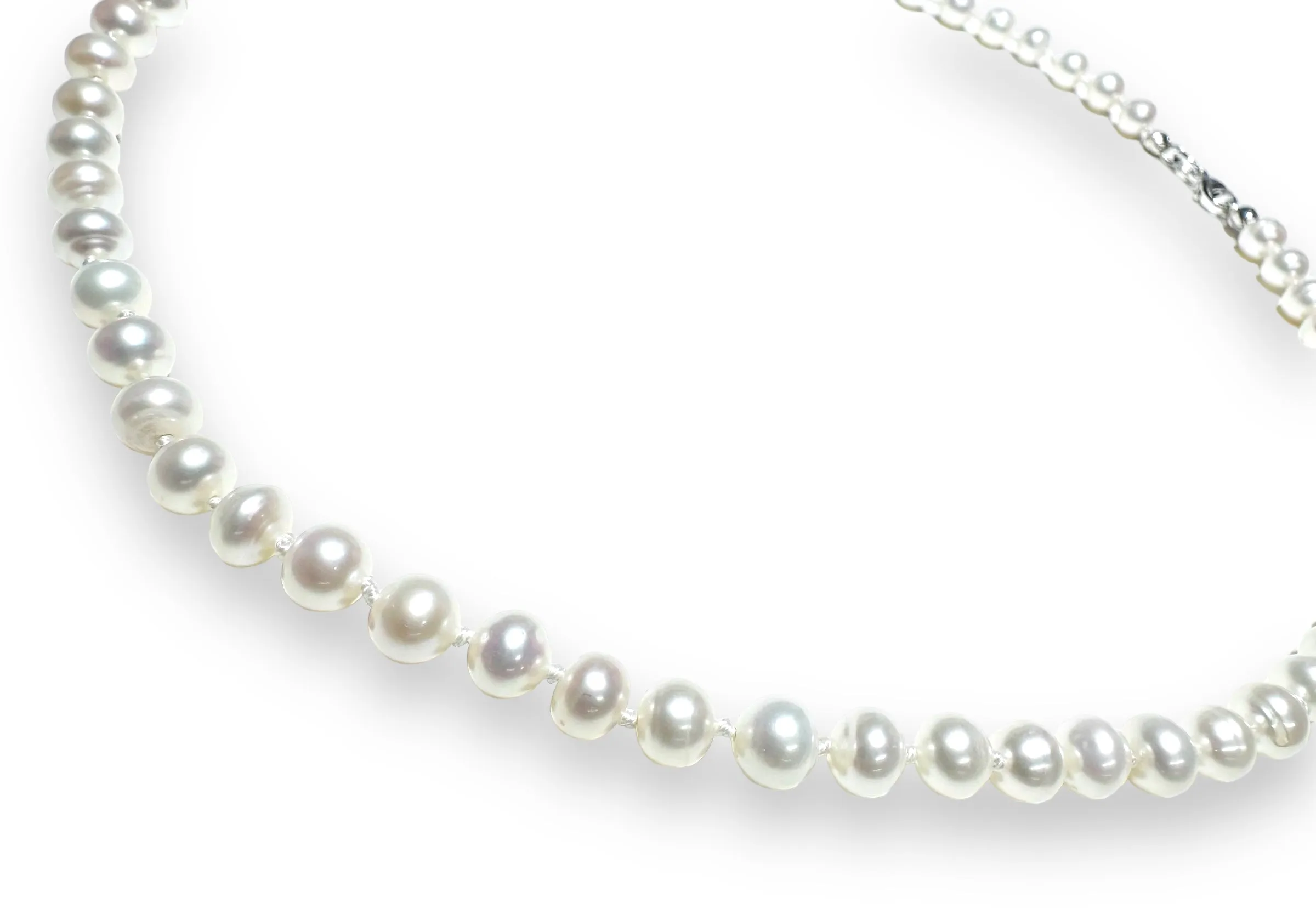 Classic Pearl Necklace