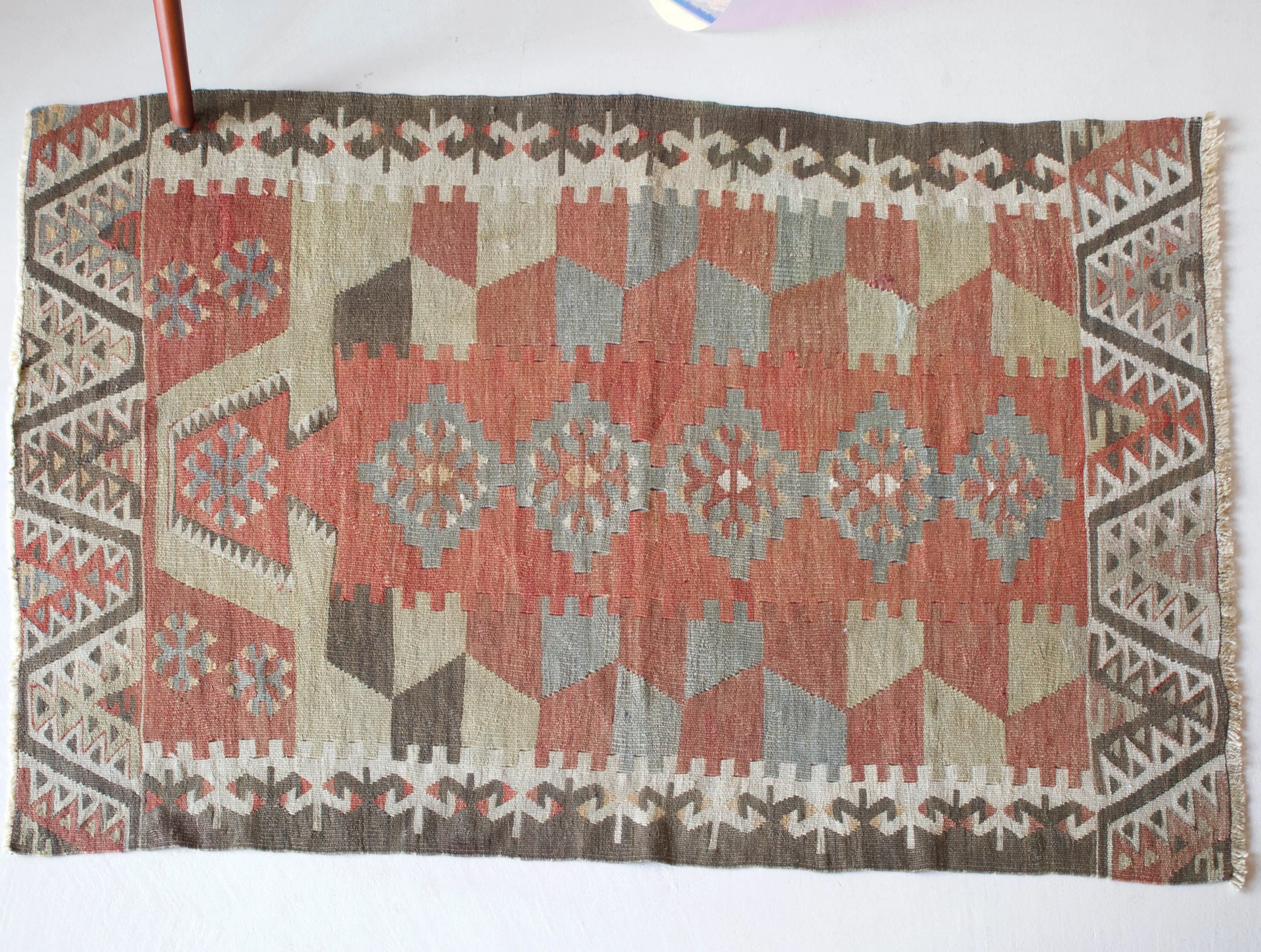 Vintage Anatolian Kilim Rug 3'3"x5'3"