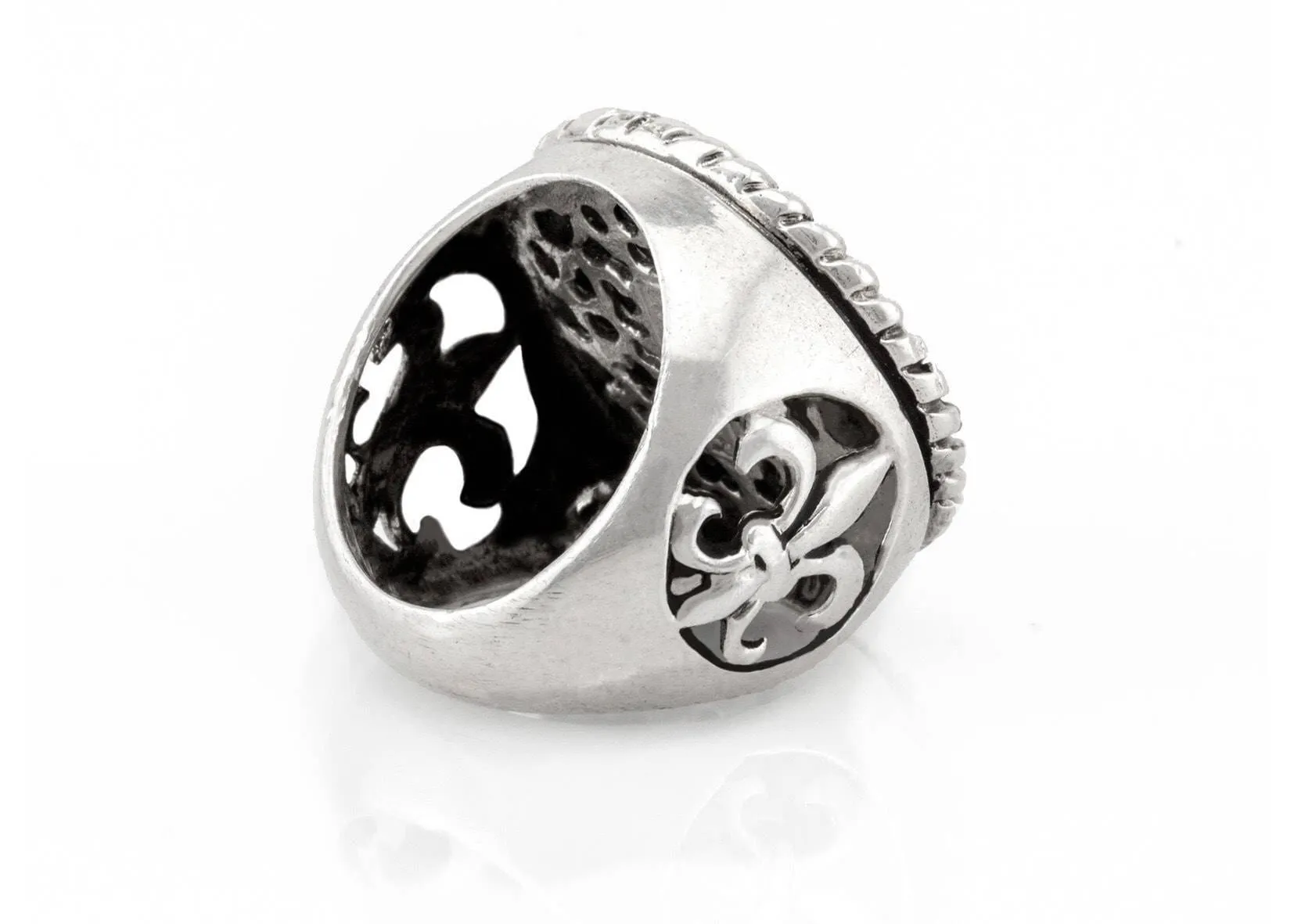 White Lily Medallion Ring with fleur de lis Symbol